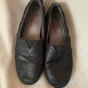 Bob’s from Skechers Black Leather Slip-Ons